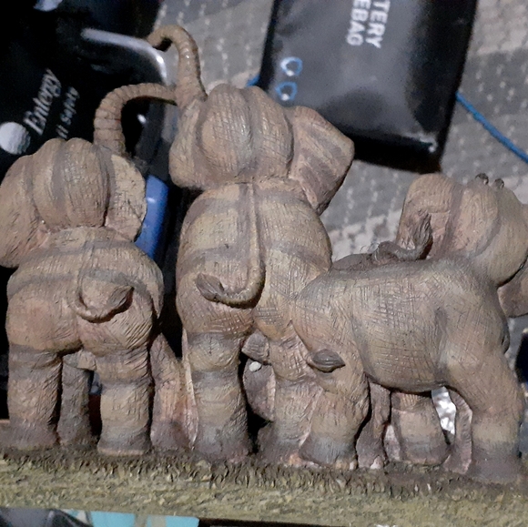 elephant figurine - Picture 3 of 4